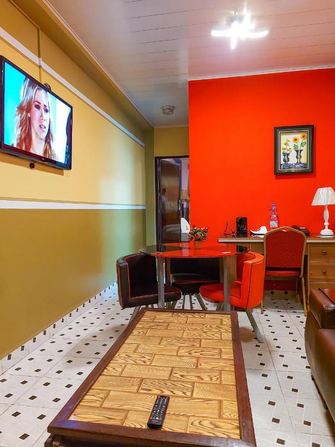 Hotel Relax 킨샤사 외부 사진
