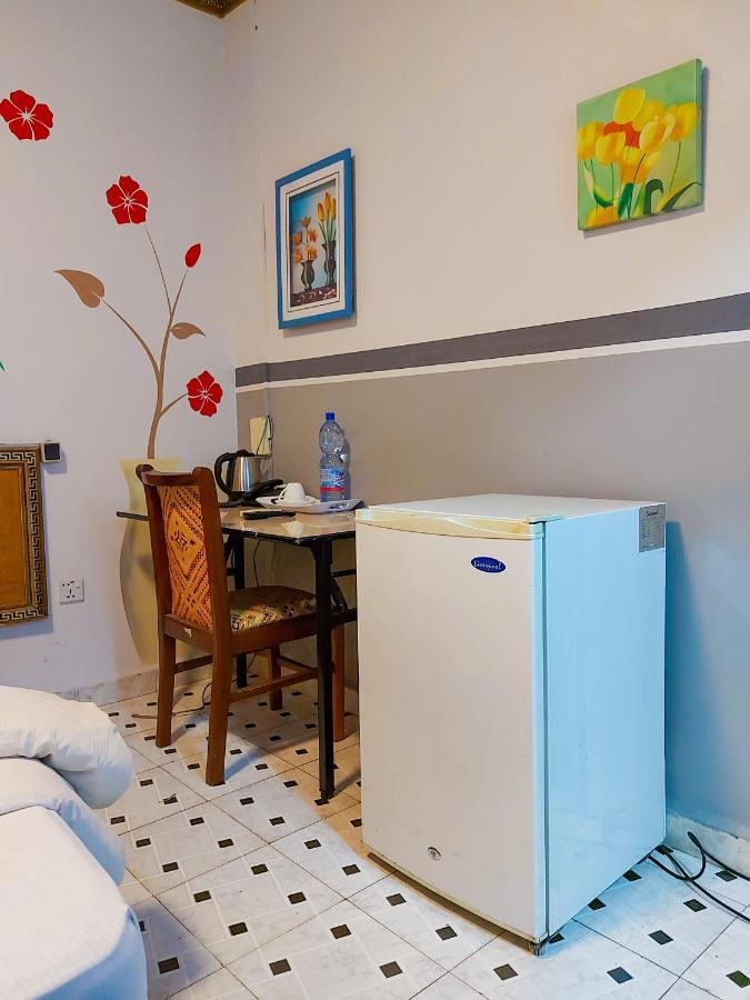 Hotel Relax 킨샤사 외부 사진