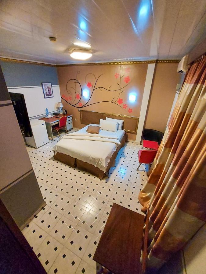 Hotel Relax 킨샤사 외부 사진