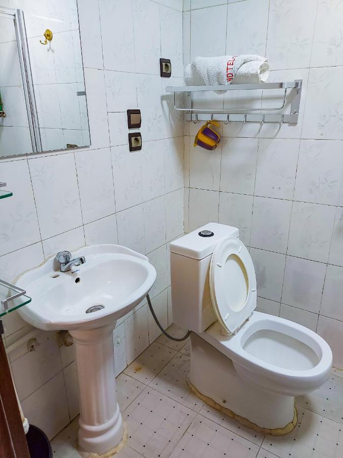 Hotel Relax 킨샤사 외부 사진