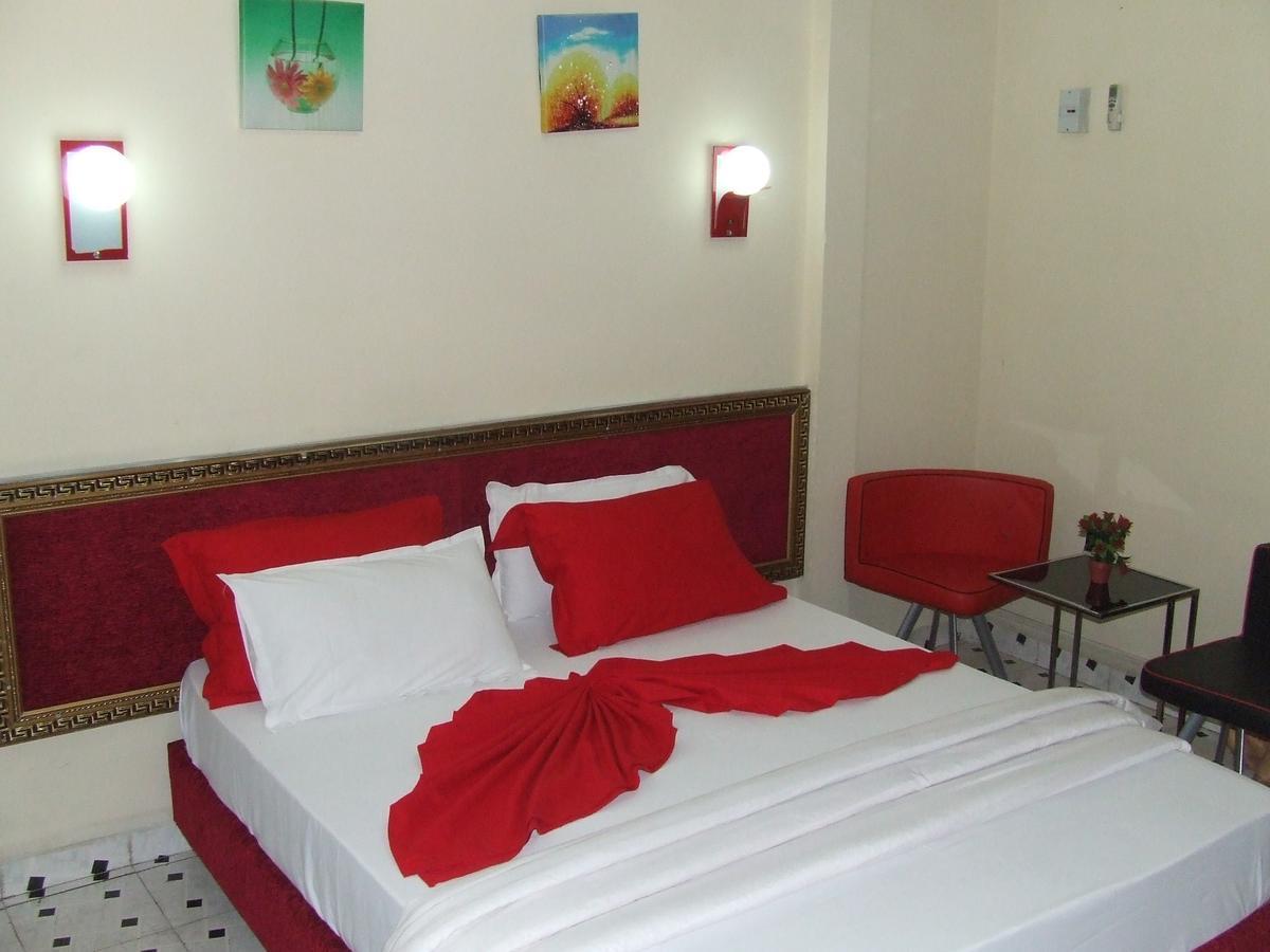 Hotel Relax 킨샤사 외부 사진